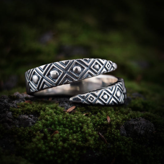 Snake Style Ring with Geometry Ornament Sterling Silver Jewelry