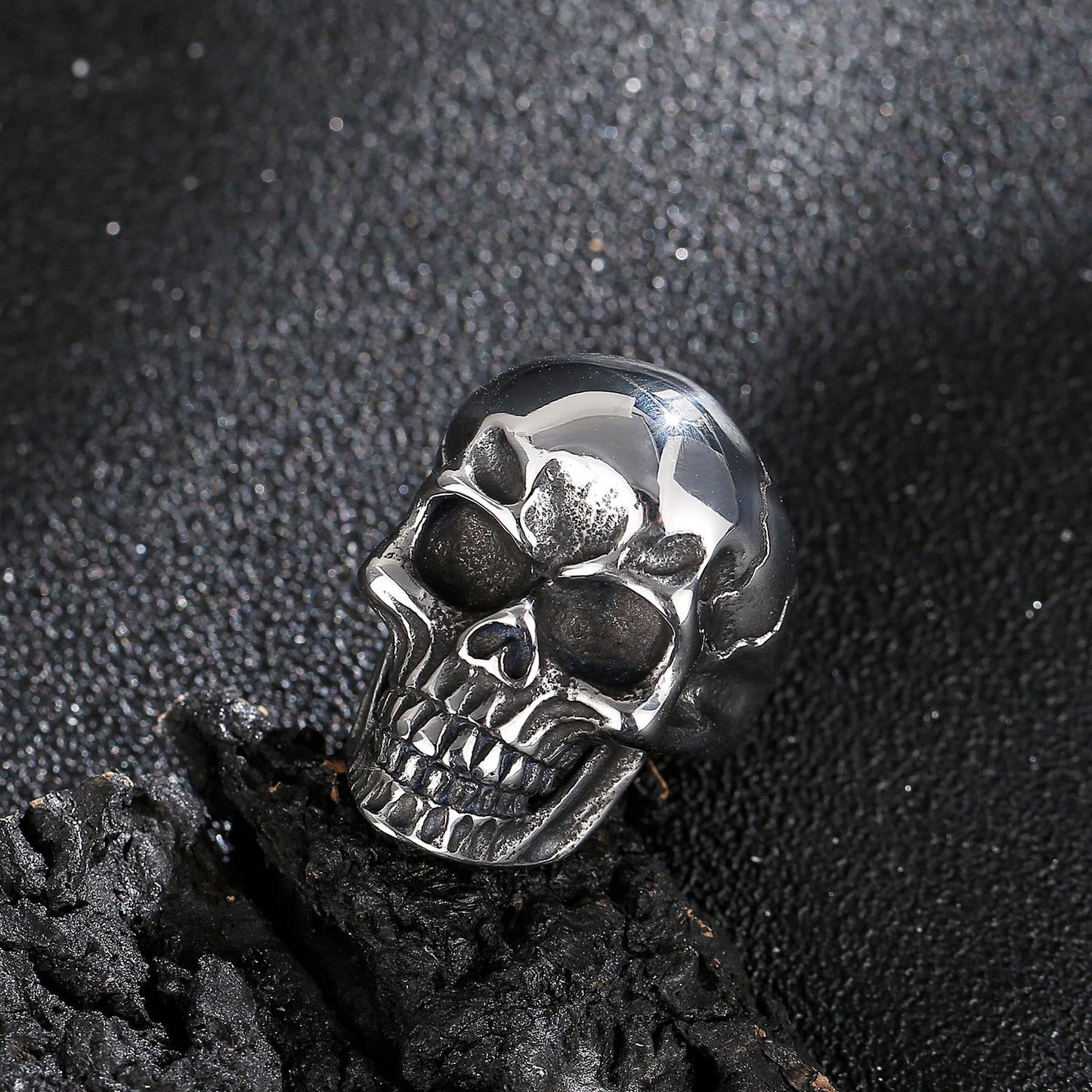 Cracked Skull Steel Signet Ring