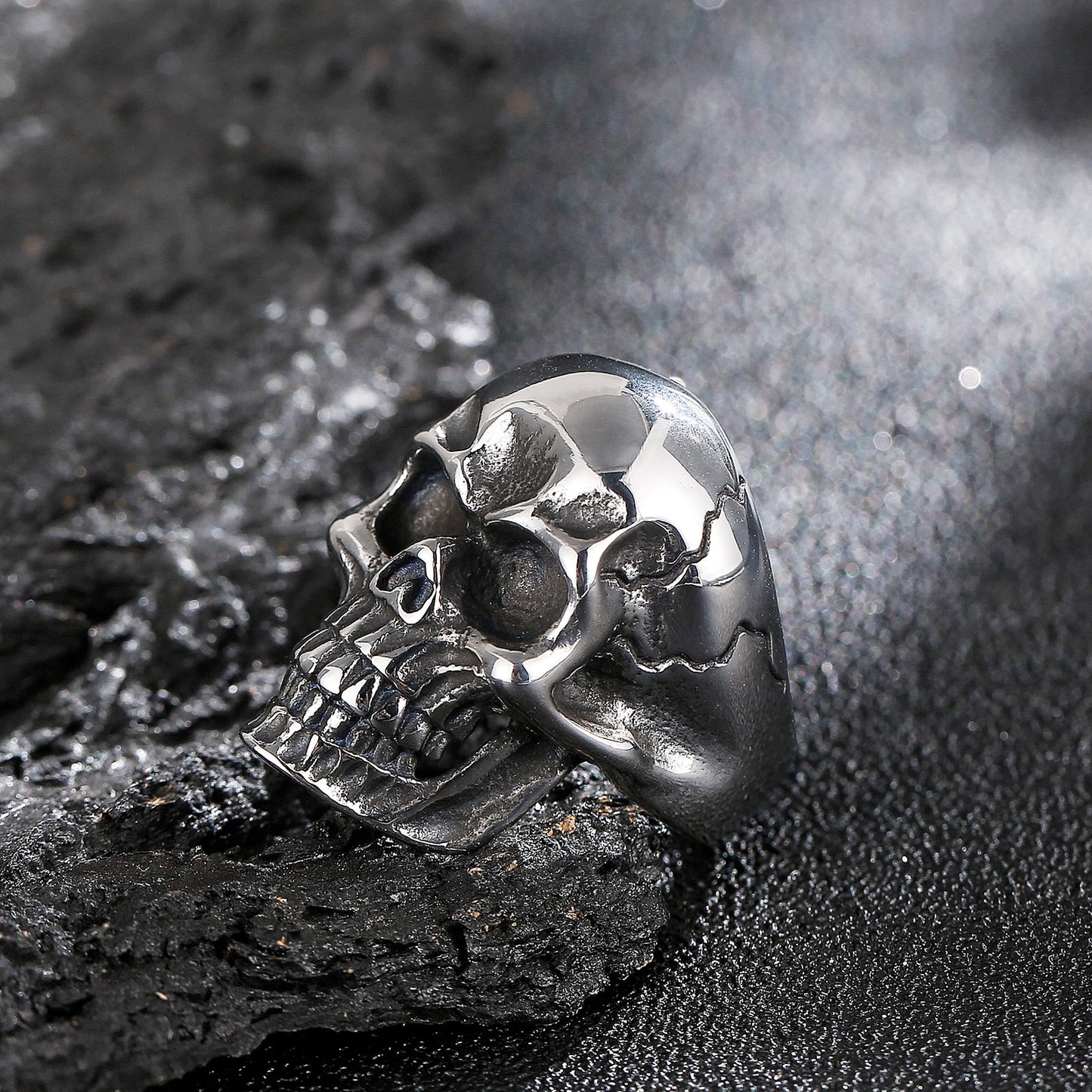 Cracked Skull Steel Signet Ring