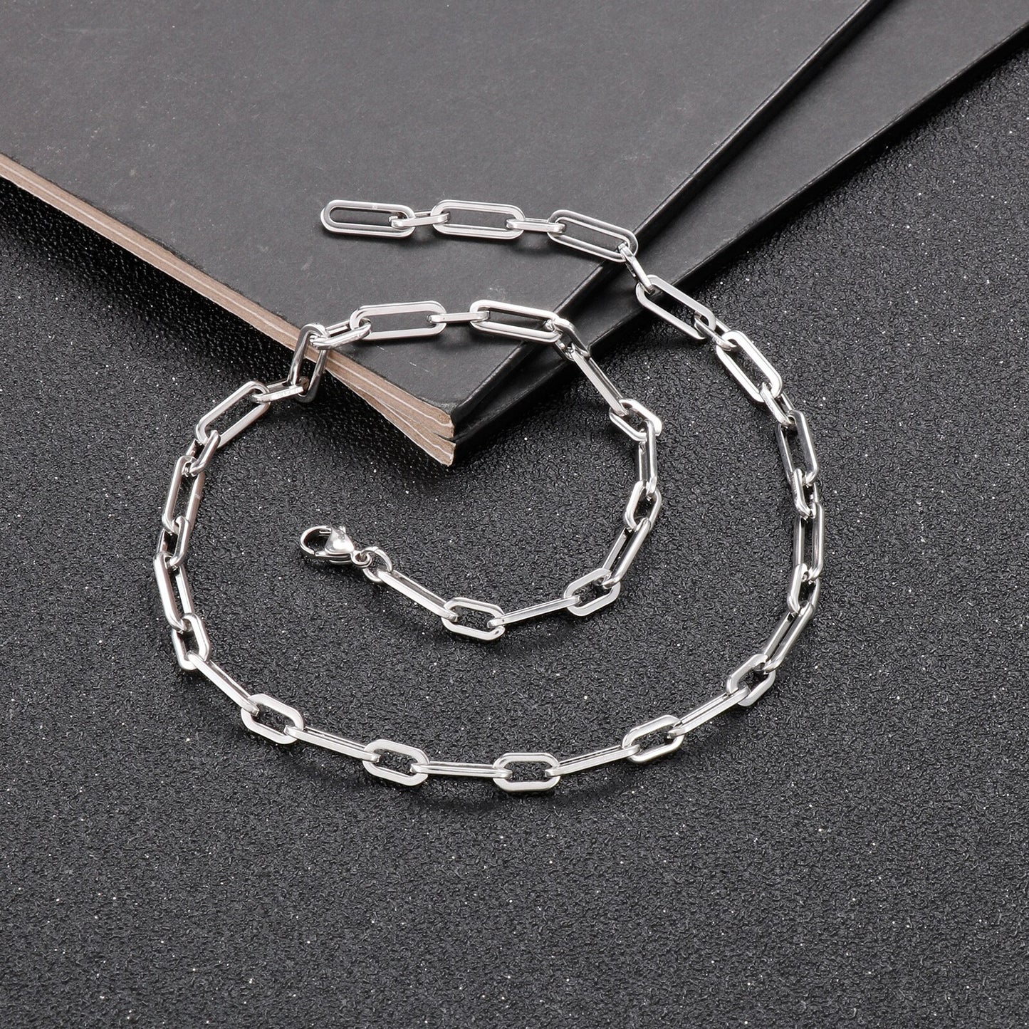 Sleek Dog Chain Layering Necklace