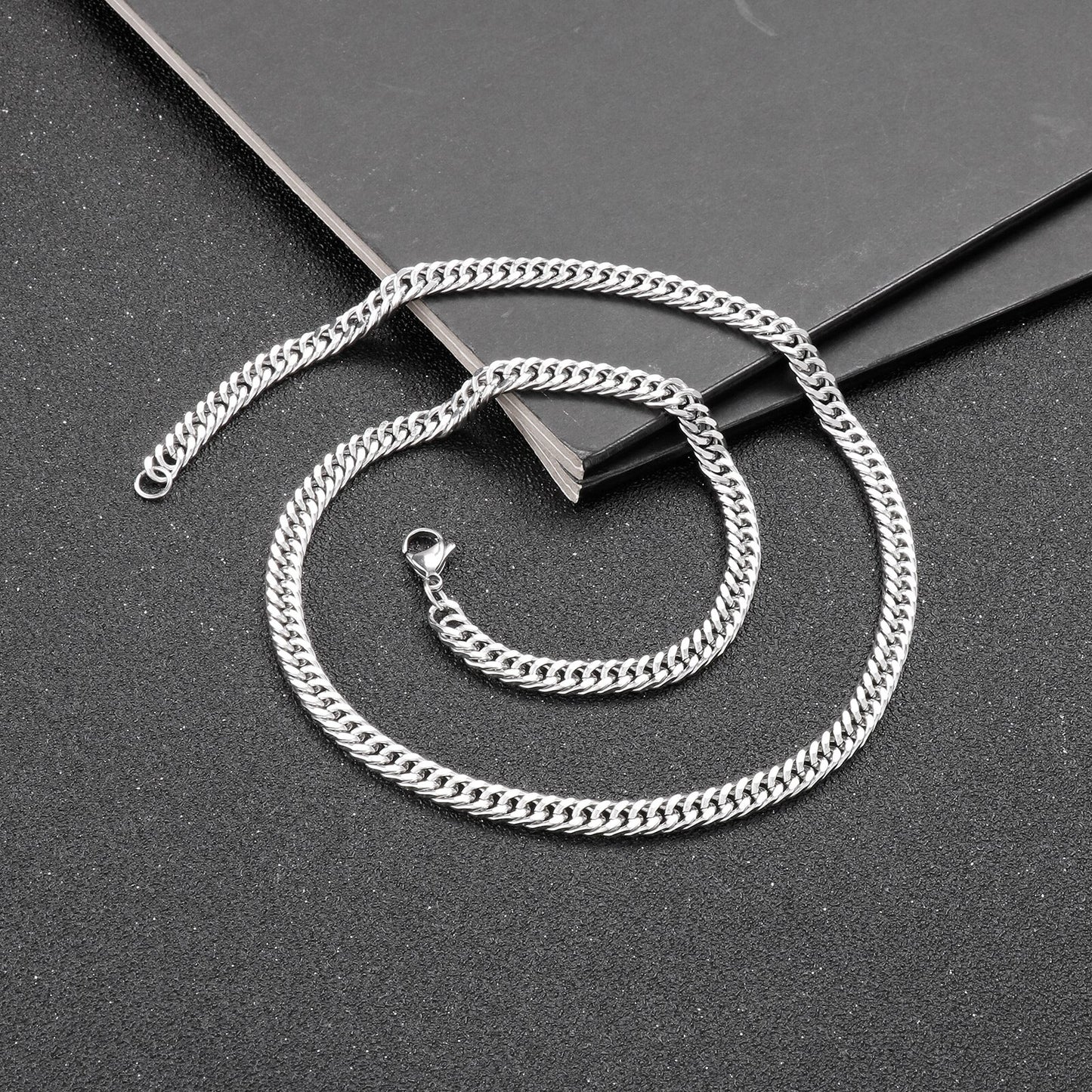 Slim Gauge Long Curb Chain Statement Necklace